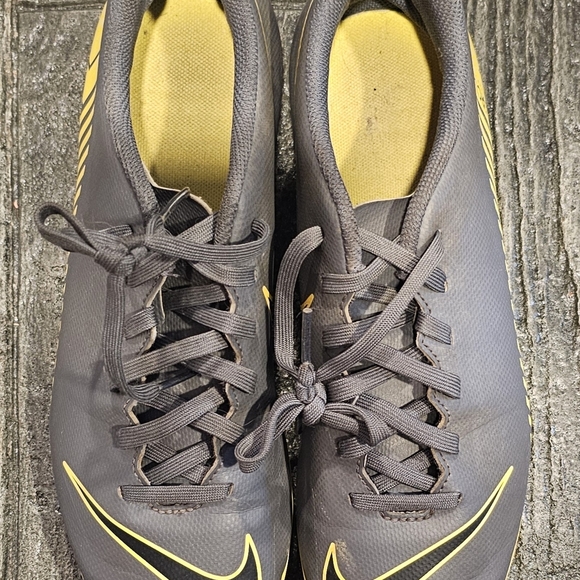 Nike Mercurial Gray and Yellow Men's Athletic Shoes - Picture 2 of 3